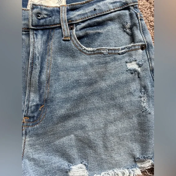 A+F High Rise Jean Shorts - Picture 3 of 4